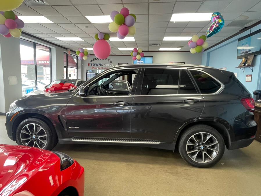 Used BMW X5 sDrive35i Sports Activity Vehicle 2017 | 5 Towns Drive. Inwood, New York Used BMW X5 sDrive35i Sports Activity Vehicle 2017 | 5 Towns Drive. Inwood, New York