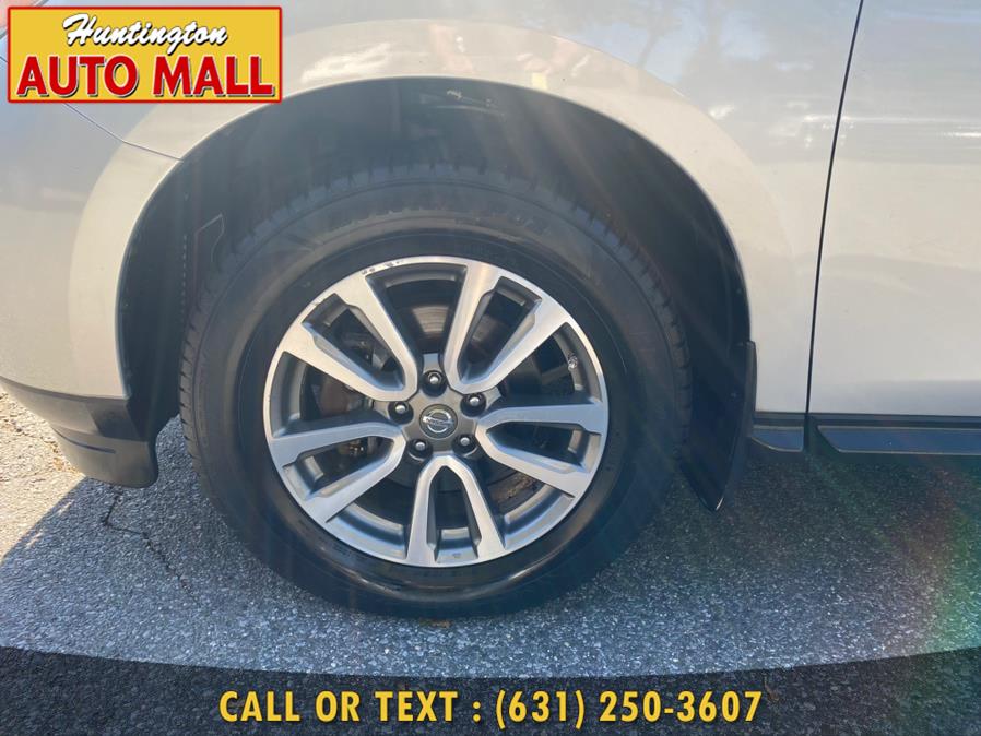 2013 Nissan Pathfinder 4WD 4dr SV, available for sale in Huntington Station, New York | Huntington Auto Mall. Huntington Station, New York 2013 Nissan Pathfinder 4WD 4dr SV, available for sale in Huntington Station, New York | Huntington Auto Mall. Huntington Station, New York