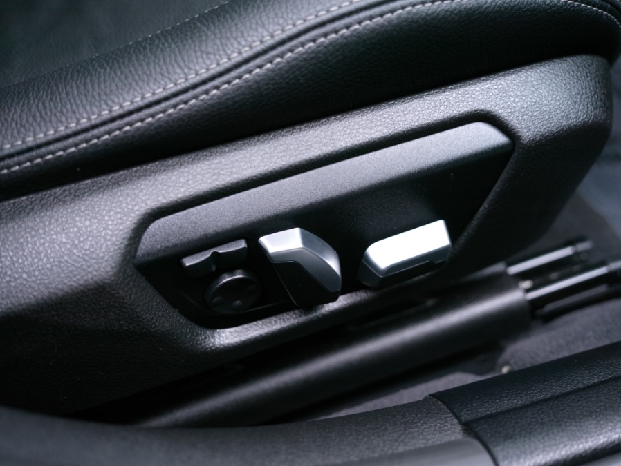 2019 BMW 3 Series 330i xDrive Sports Wagon, available for sale in North Salem, New York | Meccanic Shop North Inc. North Salem, New York 2019 BMW 3 Series 330i xDrive Sports Wagon, available for sale in North Salem, New York | Meccanic Shop North Inc. North Salem, New York