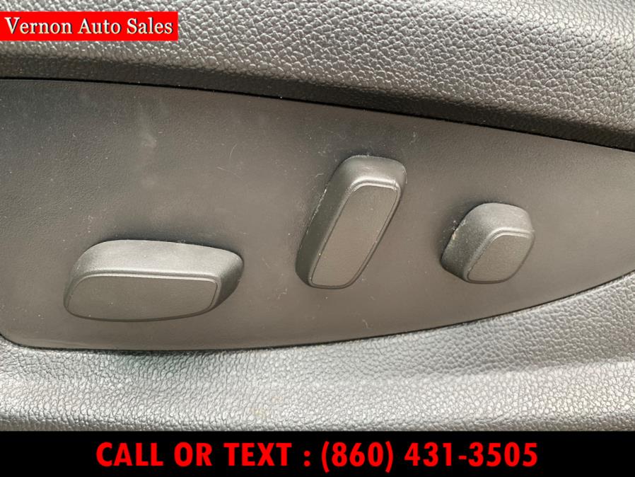 2014 Chevrolet Silverado 1500 4WD Crew Cab 143.5" LT w/1LT, available for sale in Manchester, Connecticut | Vernon Auto Sale & Service. Manchester, Connecticut 2014 Chevrolet Silverado 1500 4WD Crew Cab 143.5" LT w/1LT, available for sale in Manchester, Connecticut | Vernon Auto Sale & Service. Manchester, Connecticut