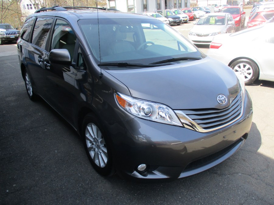 Used Toyota Sienna XLE AWD 2013 | Cos Central Auto. Meriden, Connecticut Used Toyota Sienna XLE AWD 2013 | Cos Central Auto. Meriden, Connecticut
