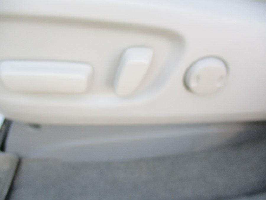 Used Toyota Sienna XLE AWD 2013 | Cos Central Auto. Meriden, Connecticut Used Toyota Sienna XLE AWD 2013 | Cos Central Auto. Meriden, Connecticut