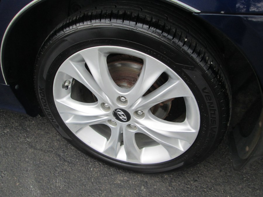 2013 Hyundai Sonata 4dr Sdn 2.4L Auto Limited PZEV, available for sale in Levittown, Pennsylvania | Levittown Auto. Levittown, Pennsylvania 2013 Hyundai Sonata 4dr Sdn 2.4L Auto Limited PZEV, available for sale in Levittown, Pennsylvania | Levittown Auto. Levittown, Pennsylvania