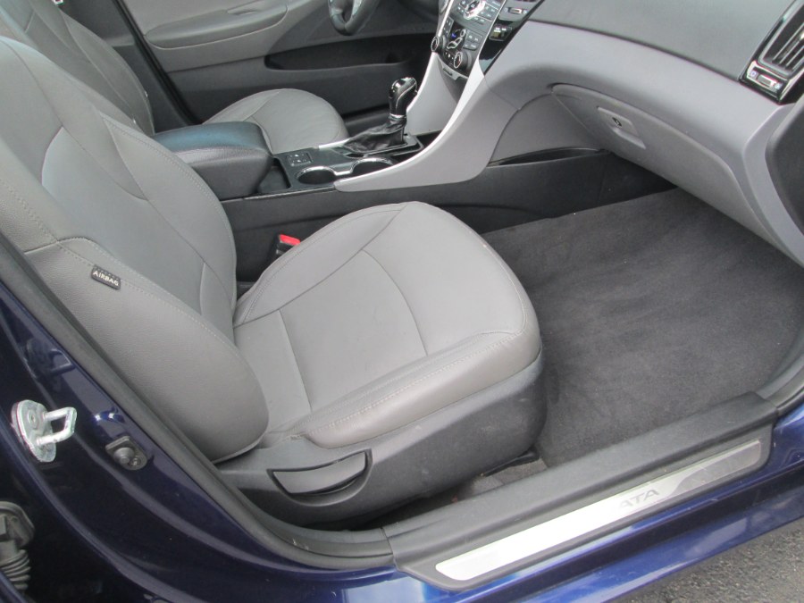 2013 Hyundai Sonata 4dr Sdn 2.4L Auto Limited PZEV, available for sale in Levittown, Pennsylvania | Levittown Auto. Levittown, Pennsylvania 2013 Hyundai Sonata 4dr Sdn 2.4L Auto Limited PZEV, available for sale in Levittown, Pennsylvania | Levittown Auto. Levittown, Pennsylvania