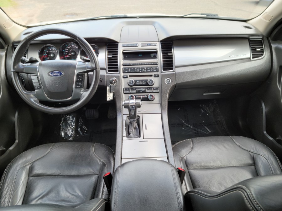2010 Ford Taurus 4dr Sdn SEL Leather & Sunroof, available for sale in East Windsor, Connecticut | Toro Auto. East Windsor, Connecticut 2010 Ford Taurus 4dr Sdn SEL Leather & Sunroof, available for sale in East Windsor, Connecticut | Toro Auto. East Windsor, Connecticut