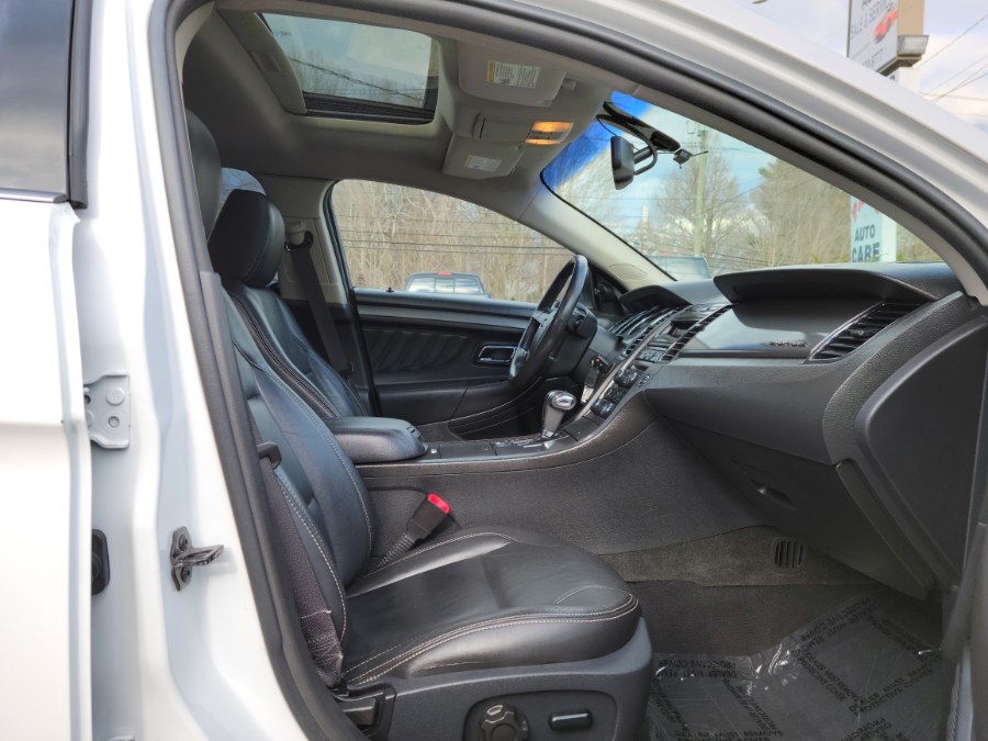 2010 Ford Taurus 4dr Sdn SEL Leather & Sunroof, available for sale in East Windsor, Connecticut | Toro Auto. East Windsor, Connecticut 2010 Ford Taurus 4dr Sdn SEL Leather & Sunroof, available for sale in East Windsor, Connecticut | Toro Auto. East Windsor, Connecticut
