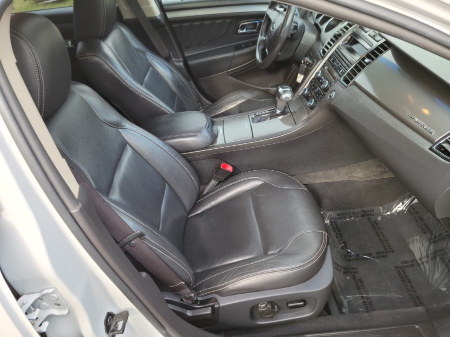 2010 Ford Taurus 4dr Sdn SEL Leather & Sunroof, available for sale in East Windsor, Connecticut | Toro Auto. East Windsor, Connecticut 2010 Ford Taurus 4dr Sdn SEL Leather & Sunroof, available for sale in East Windsor, Connecticut | Toro Auto. East Windsor, Connecticut