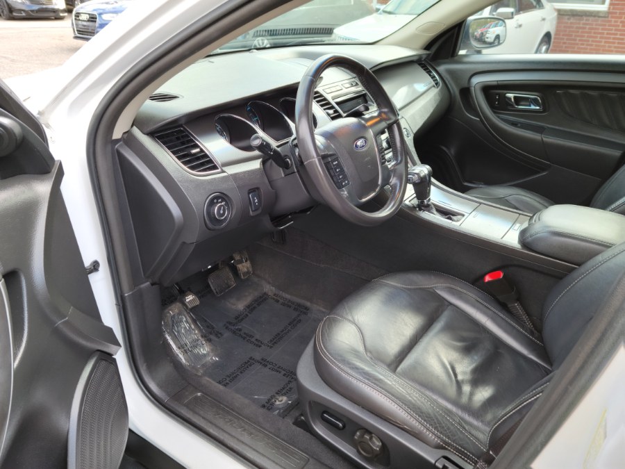 2010 Ford Taurus 4dr Sdn SEL Leather & Sunroof, available for sale in East Windsor, Connecticut | Toro Auto. East Windsor, Connecticut 2010 Ford Taurus 4dr Sdn SEL Leather & Sunroof, available for sale in East Windsor, Connecticut | Toro Auto. East Windsor, Connecticut