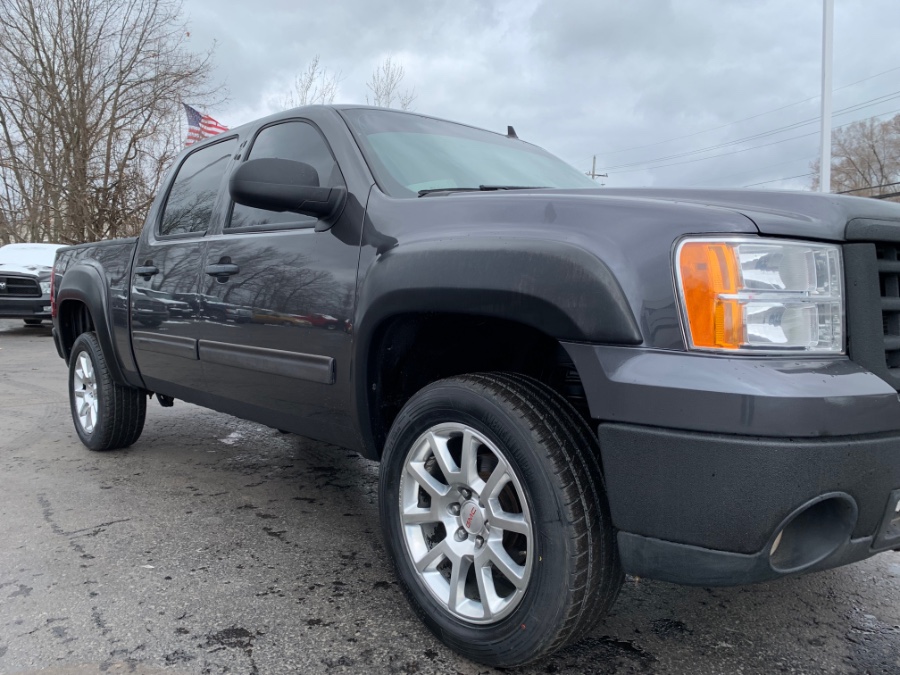Used GMC Sierra 1500 4WD Crew Cab 143.5" SL 2011 | Marsh Auto Sales LLC. Ortonville, Michigan Used GMC Sierra 1500 4WD Crew Cab 143.5" SL 2011 | Marsh Auto Sales LLC. Ortonville, Michigan