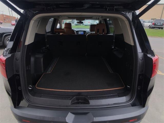 Used GMC Acadia SLT-1 2017 | Prestige Auto Cars LLC. New Britain, Connecticut Used GMC Acadia SLT-1 2017 | Prestige Auto Cars LLC. New Britain, Connecticut