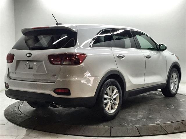 Used Kia Sorento LX 2019 | Eastchester Motor Cars. Bronx, New York Used Kia Sorento LX 2019 | Eastchester Motor Cars. Bronx, New York
