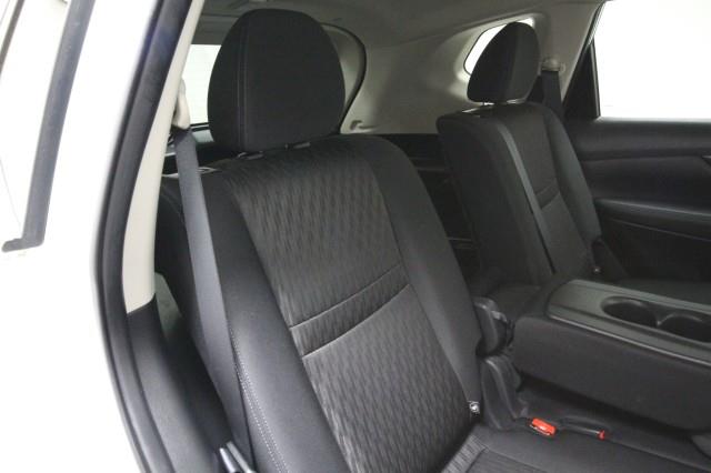 Used Nissan Rogue SV AWD w/ rearCam 2018 | Car Revolution. Maple Shade, New Jersey Used Nissan Rogue SV AWD w/ rearCam 2018 | Car Revolution. Maple Shade, New Jersey