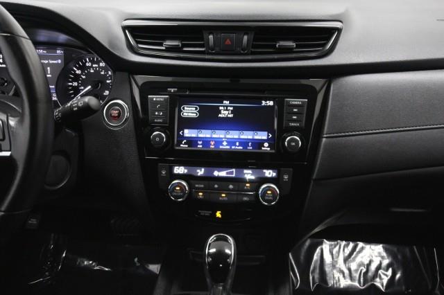 Used Nissan Rogue SV AWD w/ rearCam 2018 | Car Revolution. Maple Shade, New Jersey Used Nissan Rogue SV AWD w/ rearCam 2018 | Car Revolution. Maple Shade, New Jersey