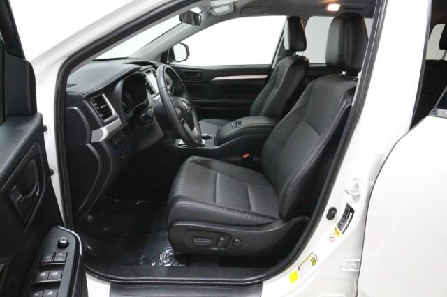 Used Toyota Highlander LE AWD w/ rearCam 2018 | Car Revolution. Maple Shade, New Jersey Used Toyota Highlander LE AWD w/ rearCam 2018 | Car Revolution. Maple Shade, New Jersey