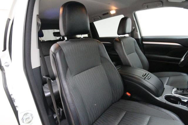 Used Toyota Highlander LE AWD w/ rearCam 2018 | Car Revolution. Maple Shade, New Jersey Used Toyota Highlander LE AWD w/ rearCam 2018 | Car Revolution. Maple Shade, New Jersey