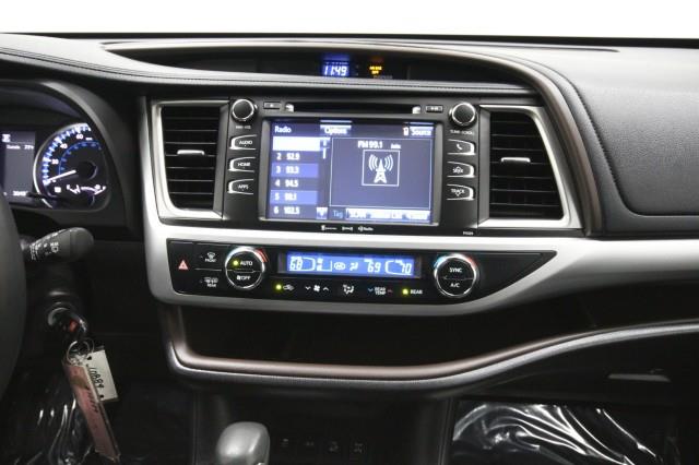 Used Toyota Highlander LE AWD w/ rearCam 2018 | Car Revolution. Maple Shade, New Jersey Used Toyota Highlander LE AWD w/ rearCam 2018 | Car Revolution. Maple Shade, New Jersey