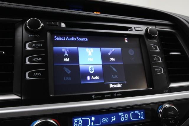 Used Toyota Highlander LE AWD w/ rearCam 2018 | Car Revolution. Maple Shade, New Jersey Used Toyota Highlander LE AWD w/ rearCam 2018 | Car Revolution. Maple Shade, New Jersey