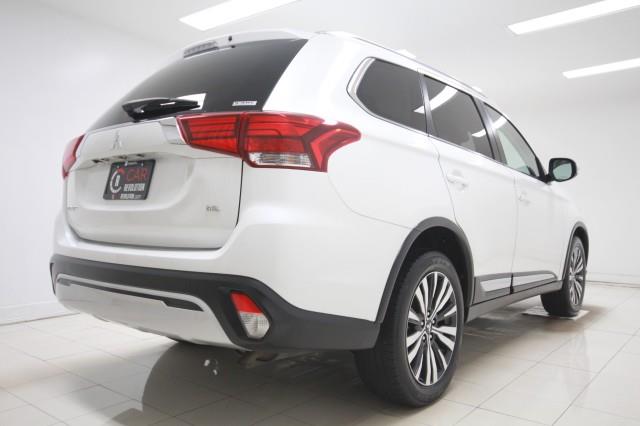 Used Mitsubishi Outlander SE S-AWC w/ rearCam 2020 | Car Revolution. Maple Shade, New Jersey Used Mitsubishi Outlander SE S-AWC w/ rearCam 2020 | Car Revolution. Maple Shade, New Jersey