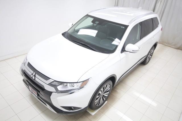 Used Mitsubishi Outlander SE S-AWC w/ rearCam 2020 | Car Revolution. Maple Shade, New Jersey Used Mitsubishi Outlander SE S-AWC w/ rearCam 2020 | Car Revolution. Maple Shade, New Jersey