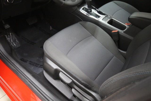 Used Chevrolet Cruze LT w/ rearCam 2018 | Car Revolution. Maple Shade, New Jersey Used Chevrolet Cruze LT w/ rearCam 2018 | Car Revolution. Maple Shade, New Jersey