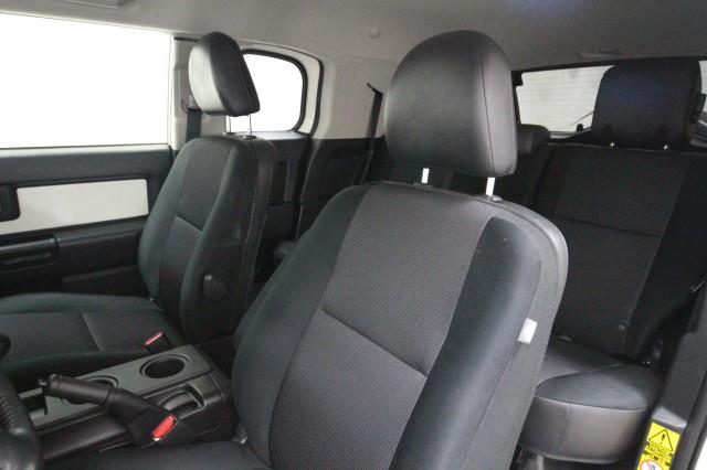 Used Toyota Fj Cruiser 4WD w/ rearCam 2012 | Car Revolution. Maple Shade, New Jersey Used Toyota Fj Cruiser 4WD w/ rearCam 2012 | Car Revolution. Maple Shade, New Jersey