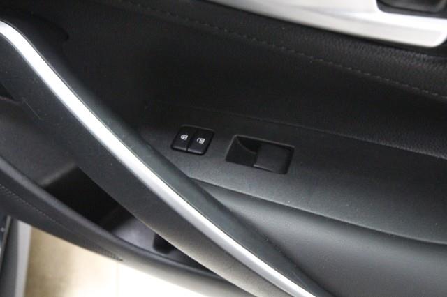 Used Toyota Corolla SE w/ rearCam 2020 | Car Revolution. Maple Shade, New Jersey Used Toyota Corolla SE w/ rearCam 2020 | Car Revolution. Maple Shade, New Jersey