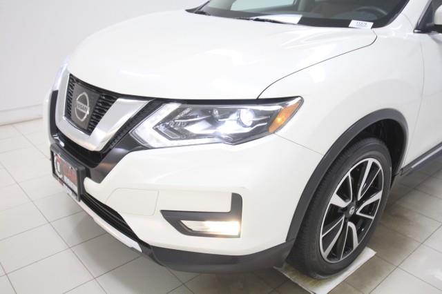 Used Nissan Rogue SL AWD w/ Navi & 360cam 2017 | Car Revolution. Maple Shade, New Jersey Used Nissan Rogue SL AWD w/ Navi & 360cam 2017 | Car Revolution. Maple Shade, New Jersey