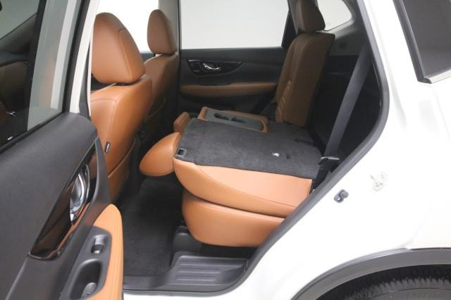 Used Nissan Rogue SL AWD w/ Navi & 360cam 2017 | Car Revolution. Maple Shade, New Jersey Used Nissan Rogue SL AWD w/ Navi & 360cam 2017 | Car Revolution. Maple Shade, New Jersey