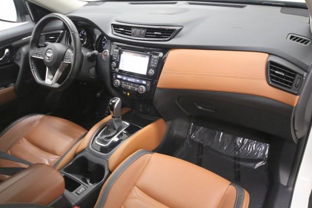 Used Nissan Rogue SL AWD w/ Navi & 360cam 2017 | Car Revolution. Maple Shade, New Jersey Used Nissan Rogue SL AWD w/ Navi & 360cam 2017 | Car Revolution. Maple Shade, New Jersey