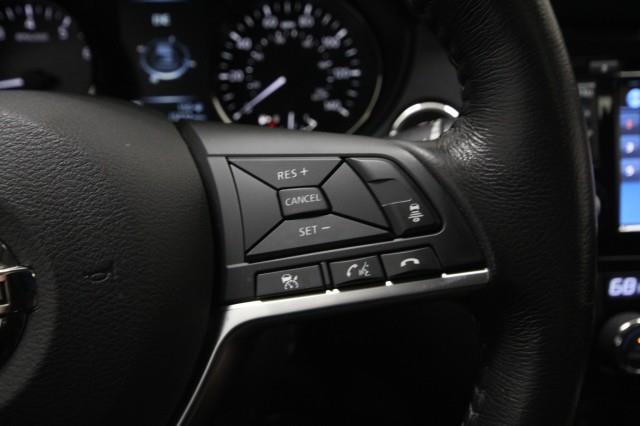 Used Nissan Rogue SL AWD w/ Navi & 360cam 2017 | Car Revolution. Maple Shade, New Jersey Used Nissan Rogue SL AWD w/ Navi & 360cam 2017 | Car Revolution. Maple Shade, New Jersey