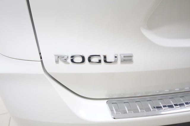 Used Nissan Rogue SL AWD w/ Navi & 360cam 2017 | Car Revolution. Maple Shade, New Jersey Used Nissan Rogue SL AWD w/ Navi & 360cam 2017 | Car Revolution. Maple Shade, New Jersey
