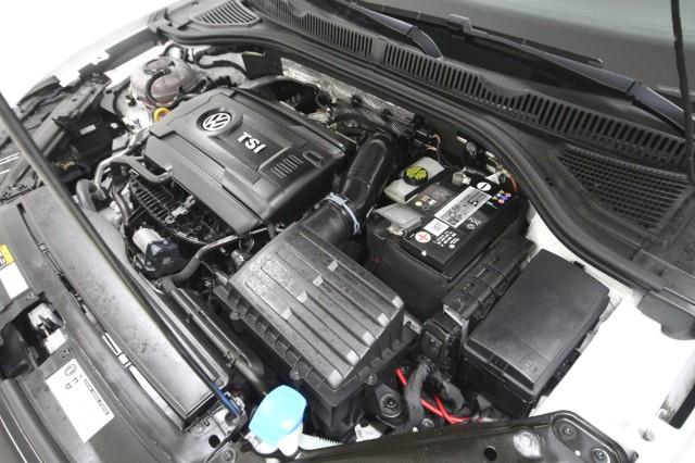 Used Volkswagen Jetta Gli 35th Anniversary Edition w/ rearCam 2019 | Car Revolution. Maple Shade, New Jersey Used Volkswagen Jetta Gli 35th Anniversary Edition w/ rearCam 2019 | Car Revolution. Maple Shade, New Jersey