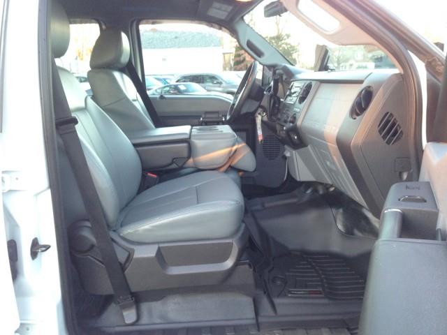 Used Ford F-450 Drw Super Duty XL w/ rearCam 2016 | Car Revolution. Maple Shade, New Jersey Used Ford F-450 Drw Super Duty XL w/ rearCam 2016 | Car Revolution. Maple Shade, New Jersey