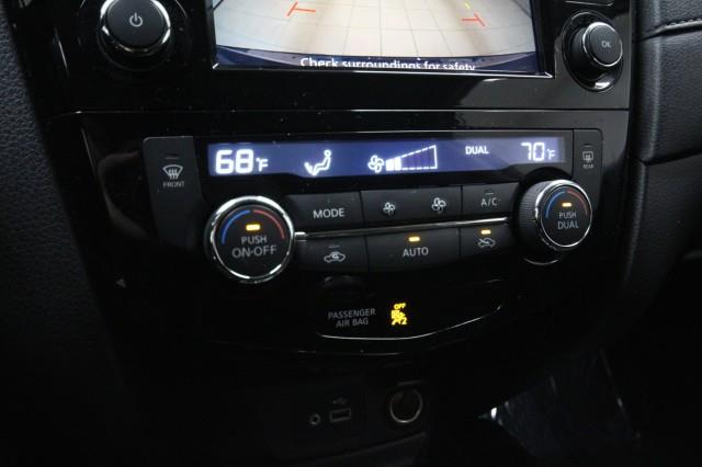 Used Nissan Rogue SV AWD w/ rearCam 2018 | Car Revolution. Maple Shade, New Jersey Used Nissan Rogue SV AWD w/ rearCam 2018 | Car Revolution. Maple Shade, New Jersey