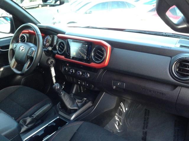 Used Toyota Tacoma TRD Sport 4WD w/ Navi & rearCam 2018 | Car Revolution. Maple Shade, New Jersey Used Toyota Tacoma TRD Sport 4WD w/ Navi & rearCam 2018 | Car Revolution. Maple Shade, New Jersey