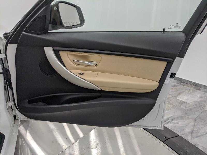 Used BMW 3 Series 320i xDrive w/RearCam 2018 | Car Revolution. Maple Shade, New Jersey Used BMW 3 Series 320i xDrive w/RearCam 2018 | Car Revolution. Maple Shade, New Jersey