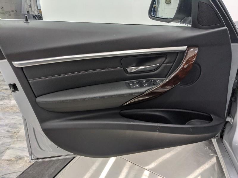 Used BMW 3 Series 330i xDrive w/Nav & RearCam 2018 | Car Revolution. Maple Shade, New Jersey Used BMW 3 Series 330i xDrive w/Nav & RearCam 2018 | Car Revolution. Maple Shade, New Jersey
