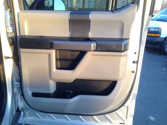 Used Ford F-350 Srw Super Duty XLT PowerStroke 4WD w/ rearCam 2019 | Car Revolution. Maple Shade, New Jersey Used Ford F-350 Srw Super Duty XLT PowerStroke 4WD w/ rearCam 2019 | Car Revolution. Maple Shade, New Jersey