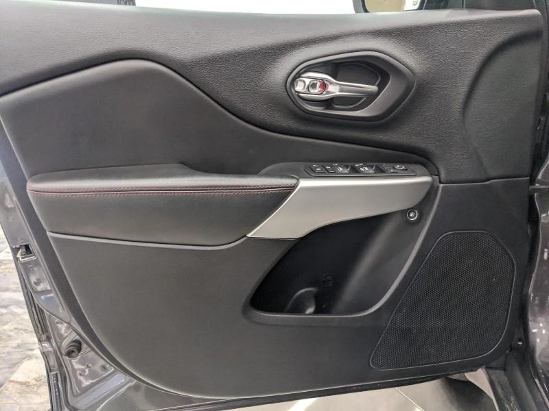 Used Jeep Cherokee Trailhawk 2018 | Car Revolution. Maple Shade, New Jersey Used Jeep Cherokee Trailhawk 2018 | Car Revolution. Maple Shade, New Jersey