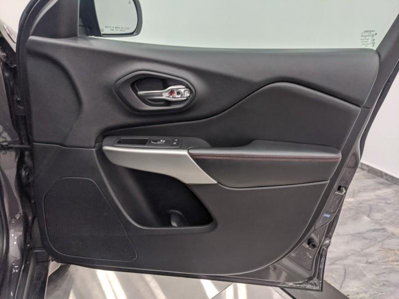 Used Jeep Cherokee Trailhawk 2018 | Car Revolution. Maple Shade, New Jersey Used Jeep Cherokee Trailhawk 2018 | Car Revolution. Maple Shade, New Jersey
