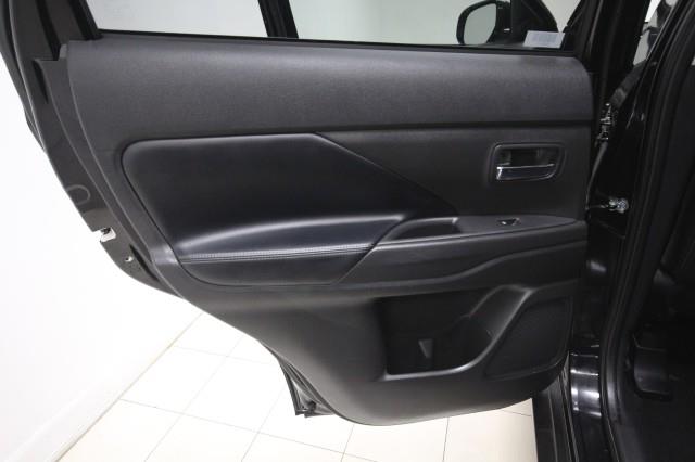 Used Mitsubishi Outlander SEL S-AWD w/ rearCam 2020 | Car Revolution. Maple Shade, New Jersey Used Mitsubishi Outlander SEL S-AWD w/ rearCam 2020 | Car Revolution. Maple Shade, New Jersey