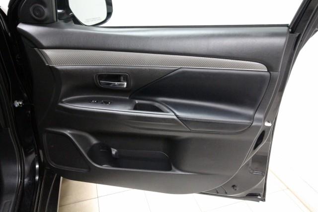 Used Mitsubishi Outlander SEL S-AWD w/ rearCam 2020 | Car Revolution. Maple Shade, New Jersey Used Mitsubishi Outlander SEL S-AWD w/ rearCam 2020 | Car Revolution. Maple Shade, New Jersey