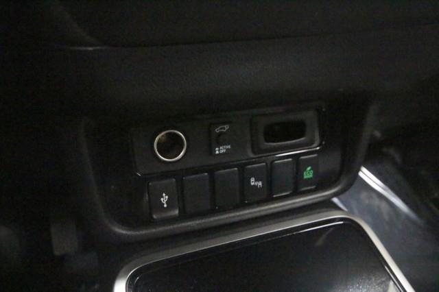 Used Mitsubishi Outlander SEL S-AWD w/ rearCam 2020 | Car Revolution. Maple Shade, New Jersey Used Mitsubishi Outlander SEL S-AWD w/ rearCam 2020 | Car Revolution. Maple Shade, New Jersey