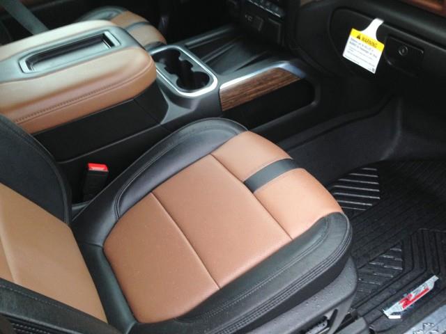 Used Chevrolet Silverado 3500hd High Country DuraMAX 4WD w/ Navi & 360cam 2020 | Car Revolution. Maple Shade, New Jersey Used Chevrolet Silverado 3500hd High Country DuraMAX 4WD w/ Navi & 360cam 2020 | Car Revolution. Maple Shade, New Jersey