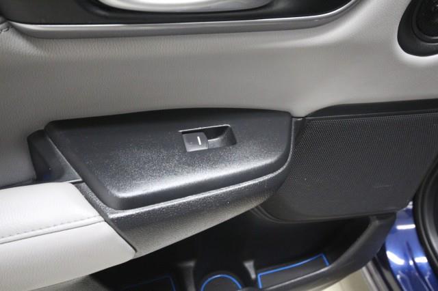 Used Honda Cr-v Touring AWD w/ Navi & rearCam 2018 | Car Revolution. Maple Shade, New Jersey Used Honda Cr-v Touring AWD w/ Navi & rearCam 2018 | Car Revolution. Maple Shade, New Jersey