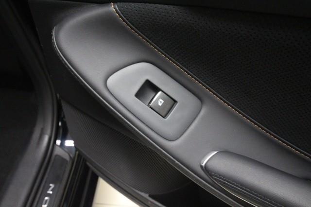 Used Toyota Avalon XSE w/ rearCam 2019 | Car Revolution. Maple Shade, New Jersey Used Toyota Avalon XSE w/ rearCam 2019 | Car Revolution. Maple Shade, New Jersey