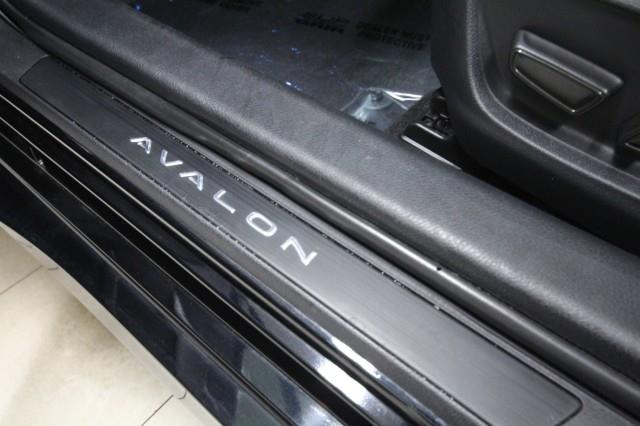 Used Toyota Avalon XSE w/ rearCam 2019 | Car Revolution. Maple Shade, New Jersey Used Toyota Avalon XSE w/ rearCam 2019 | Car Revolution. Maple Shade, New Jersey