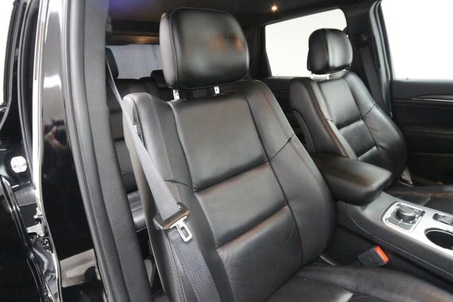 Used Jeep Grand Cherokee Limited Edition 4WD w/ Navi & rearCam 2019 | Car Revolution. Maple Shade, New Jersey Used Jeep Grand Cherokee Limited Edition 4WD w/ Navi & rearCam 2019 | Car Revolution. Maple Shade, New Jersey