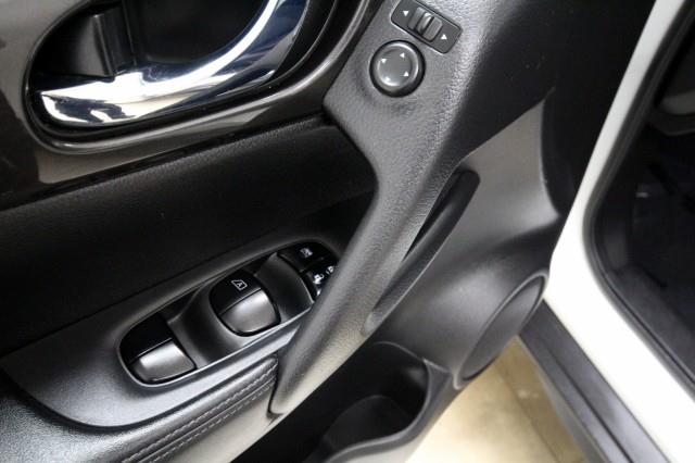 Used Nissan Rogue SV AWD w/ rearCam 2018 | Car Revolution. Maple Shade, New Jersey Used Nissan Rogue SV AWD w/ rearCam 2018 | Car Revolution. Maple Shade, New Jersey