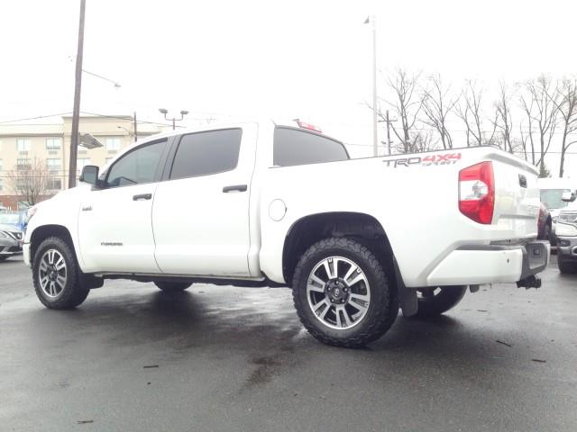Used Toyota Tundra 4wd SR5 w/ Navi & rearCam 2020 | Car Revolution. Maple Shade, New Jersey Used Toyota Tundra 4wd SR5 w/ Navi & rearCam 2020 | Car Revolution. Maple Shade, New Jersey